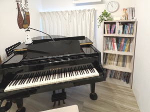 ピアノと歌の教室 Amoroso(アモローソ)