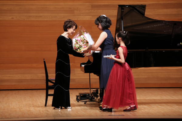 ピアノと歌の教室 Amoroso(アモローソ)